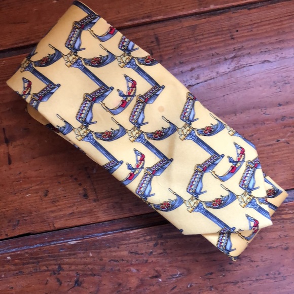 VENEZIA CIT TA’D’ARTE mens tie Gondola boats Made in Italy 100% Silk Gold Gray - Picture 2 of 13